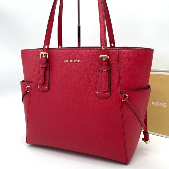 Michael Kors Voyager East Wast Tote Bag - Picture 3 of 14